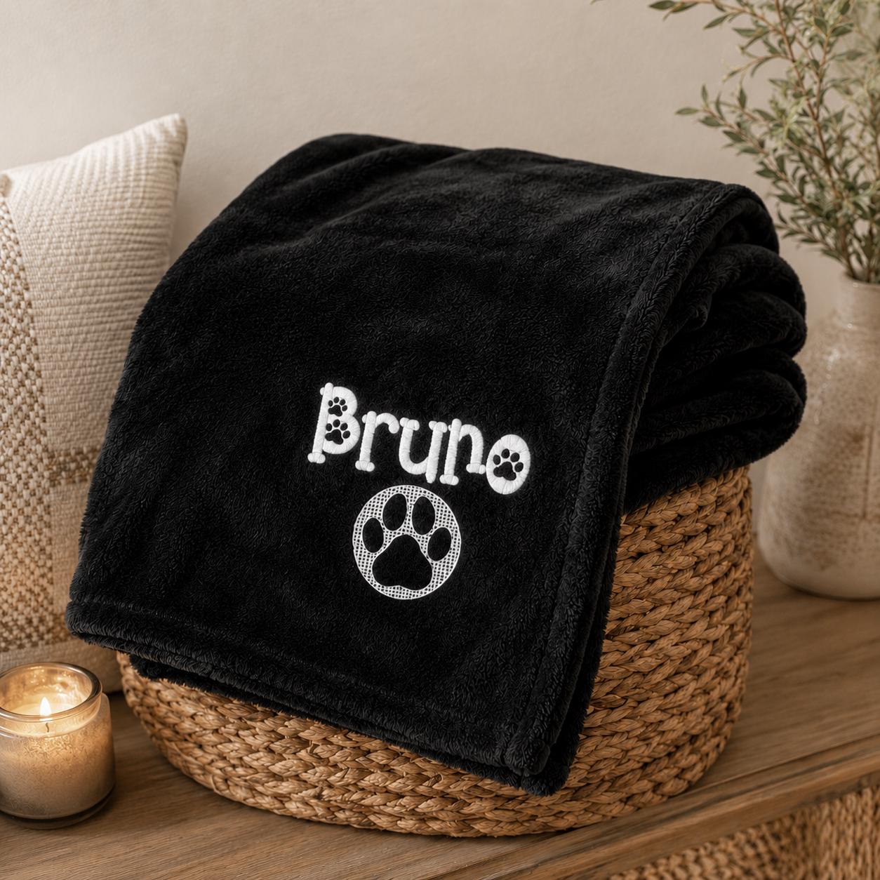 Machine washable personalised pet blanket